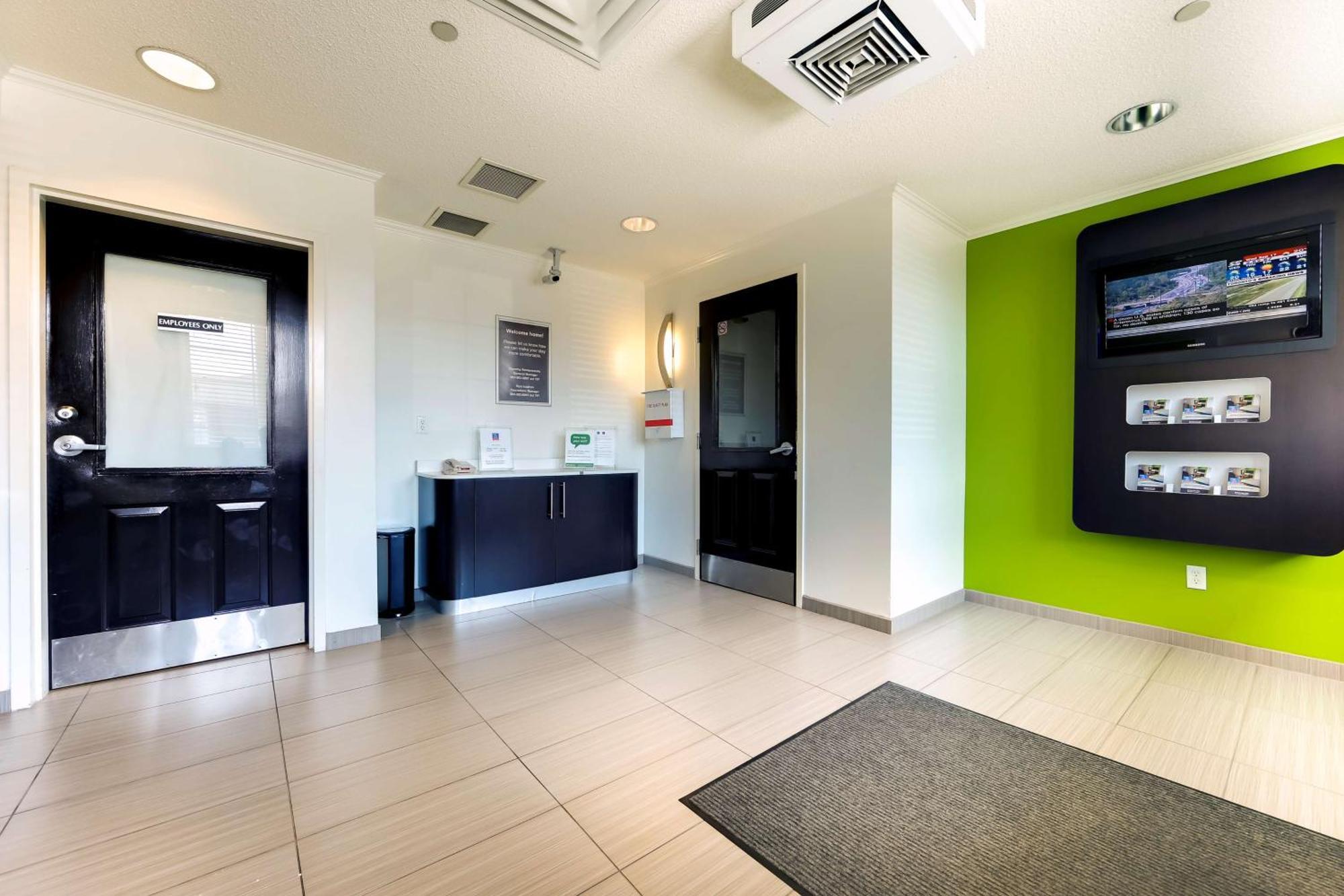 Studio 6 Toronto - Mississauga With Kitchenettes Екстер'єр фото